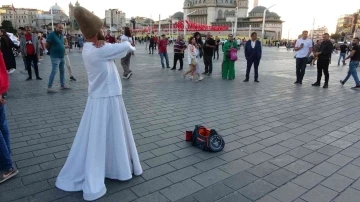 Taksim Meydanı’nda sema gösterisi büyük ilgi çekti
