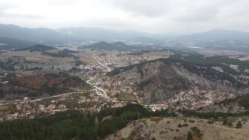 Tarihi Mudurnu kışa hazırlanıyor
