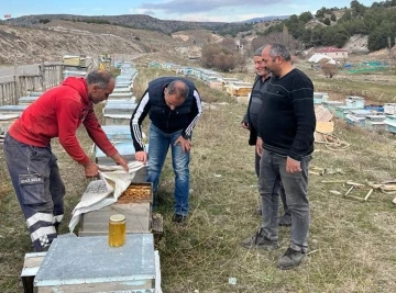 Tarım ve Orman Müdürü Aydın arıcılarla buluştu
