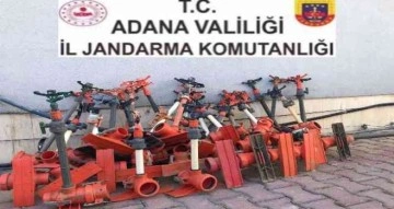 Tarlalardan sulama fıskiyelerini çalan 2 kişi yakalandı