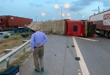 Tarsus'ta 9 aracın karıştığı zincirleme kazada 4 kişi yaralandı