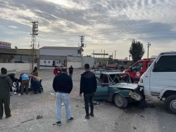 Tarsus’ta trafik kazası: 2 yaralı
