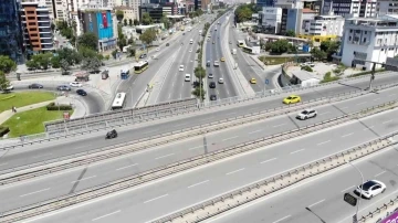 Tatilciler dönmedi, İstanbul’da yollar boş kaldı
