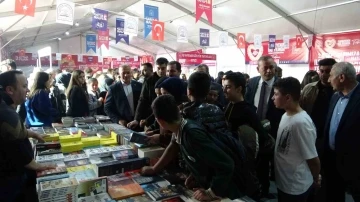 Tatvan 2’nci kitap fuarına yoğun ilgi
