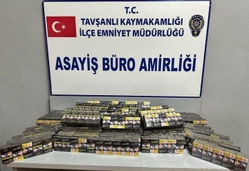 Tavşanlı’da kargo kolisinden 11 bin 400 adet kaçak sigara çıktı
