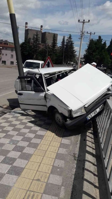 Tavşanlı’da trafik kazası: 4 yaralı
