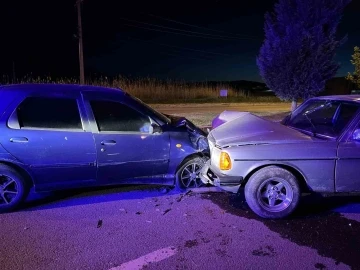 Tavşanlı’da trafik kazası: 5 yaralı
