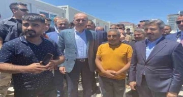 TBMM Başkanı Numan Kurtulmuş, depremzedelerle bir araya geldi