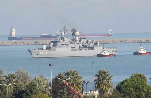 TCG Yıldırım Fırkateyni Samsun’da
