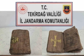 Tekirdağ’da İncil ele geçirildi
