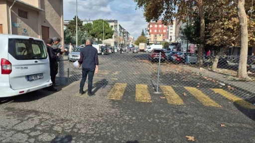 Tekirdağ’da tapulu yol gerilimi: Yolu tel örgü ile kapattılar
