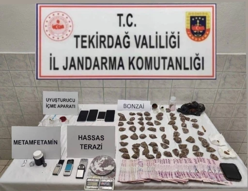 Tekirdağ’da uyuşturucu operasyonlarında çeşitli maddeler ele geçirildi
