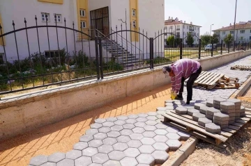 Tepebaşı’nda üstyapı çalışmaları sürüyor
