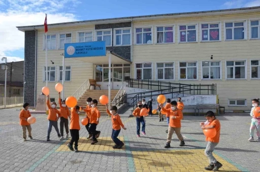 Tercan’da lösemili çocuklar için farkındalık çalışması yapıldı
