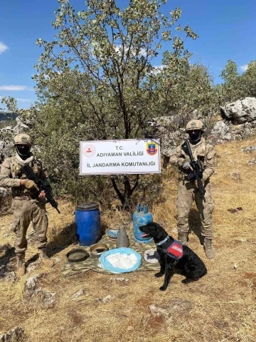 Terör örgütüne ait yaşam malzemesi bulundu
