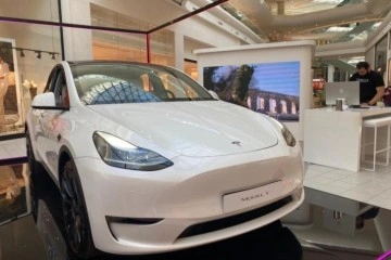 Tesla, ikinci AVM mağazasını Anadolu Yakası’nda açtı