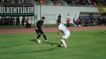 TFF 2. Lig: Isparta 32 Spor: 3 - Düzce Cam Düzcespor: 1
