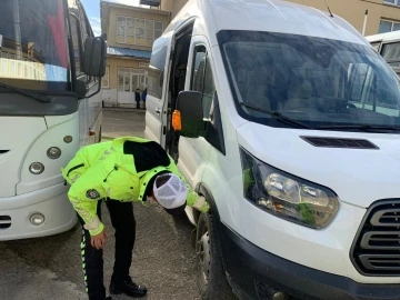 Ticari araçlara sıkı kış lastiği denetimi
