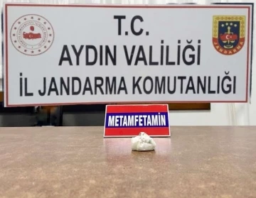 Ticari takside uyuşturucu ele geçirildi
