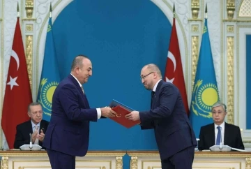 Tokayev’den Cumhurbaşkanı Erdoğan’a “Dostluk Madalyası&quot;
