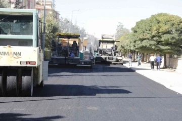 TOKİ konutlarında  sıcak asfalt serimi başladı
