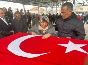 Tomarza'da Emekli Gazi Jandarma Astsubay Son Yolculuğuna Uğurlandı