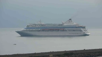 Trabzon Limanı 5 yıl aradan sonra ilk kez bir Kruvaziyer gemisini ağırladı
