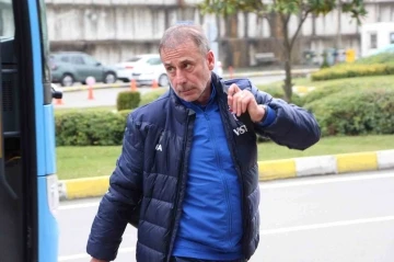 Trabzonspor, Galatasaray maçı için İstanbul’a gitti
