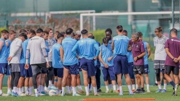 Trabzonspor, Gaziantep FK maçının hazırlıklarını tamamlayarak Gaziantep’e gitti