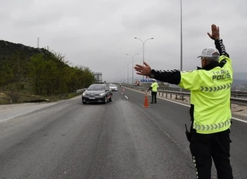 Trafik denetiminde 8 sürücüye idari para cezası yazıldı
