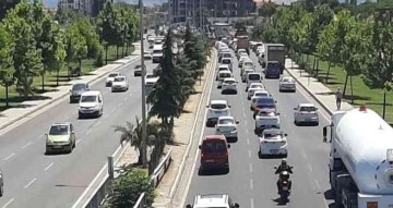 Trafikte tatilcilerin dönüş yoğunluğu başladı