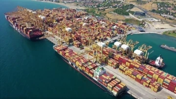 Trakya’da ihracat ithalatı geçti
