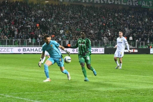 Trendyol 1. Lig: Sakaryaspor: 2 - MKE Ankaragücü: 2
