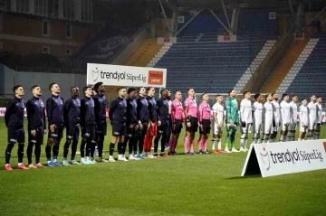 Trendyol Süper Lig: Kasımpaşa: 1 - Fatih Karagümrük: 0 (Maç devam ediyor)
