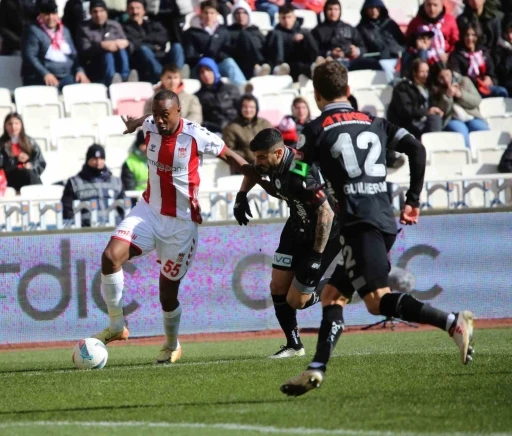 Trendyol Süper Lig: Sivasspor: 1 - Konyaspor: 1 (Maç sonucu)
