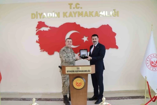 Tuğgeneral Kiper’den, Kaymakam Karali’ye ziyaret
