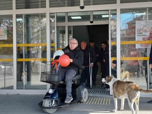 Tunceli’de, engellilere tekerlekli sandalye
