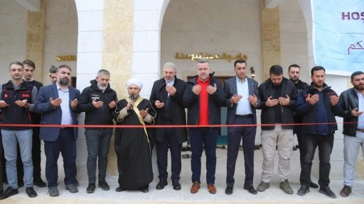 Türkiye'den Halep iline bağlı Soran beldesinde depremzedelere yardım