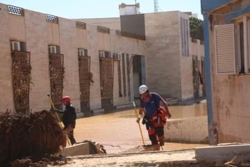 Türkiye’nin yardım eli Libya’ya ulaştı
