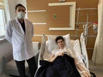 Tuzla’da apandisiti patlayan genç, devlet hastanesinde sağlığına kavuştu
