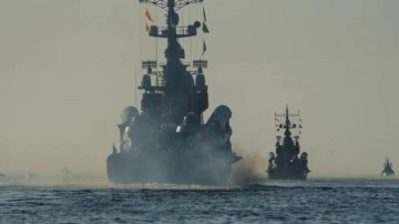 Ukrayna Rus savaş gemisine saldırı düzenledi