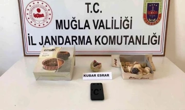 Ula’da jandarmadan uyuşturucu operasyonu
