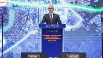 Ulaştırma Bakanı Konya'da Raylı Sistem Projesini Tanıttı