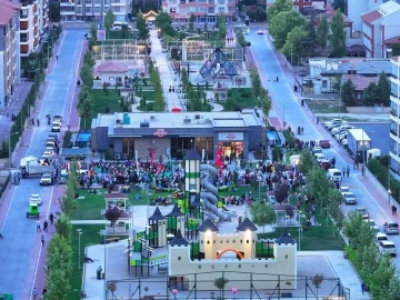 Ulubatlıhasan Parkı ve Ulubatlıhasan Kafe Karatay açıldı
