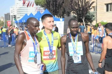 Uluslararası Yarı Maratonuna İlkler Damga Vurdu
