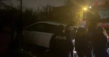 Ümraniye’de gece kondu alevlere teslim oldu
