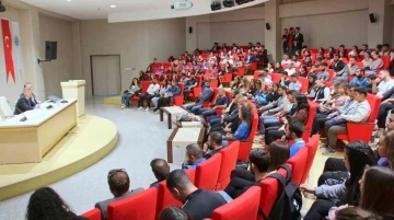 Üniversitede “Spor Yönetimi ve İstihdam” konferansı
