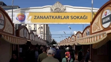 Unutulmaya yüz tutmuş eserler zanaatkarlar sokağında
