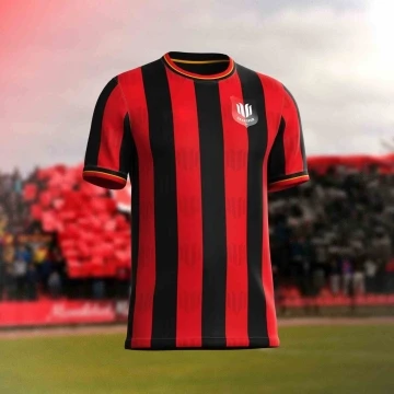 Uşakspor’un yeni sezonda giyeceği formalar tanıtıldı
