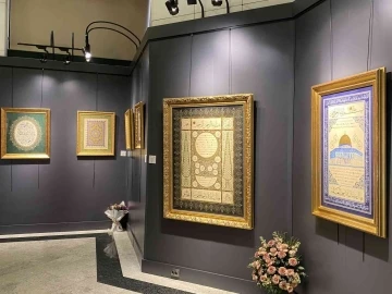Üsküdar’da İstanbul’un tarihi güzelliklerine “Ayna” tutuldu
